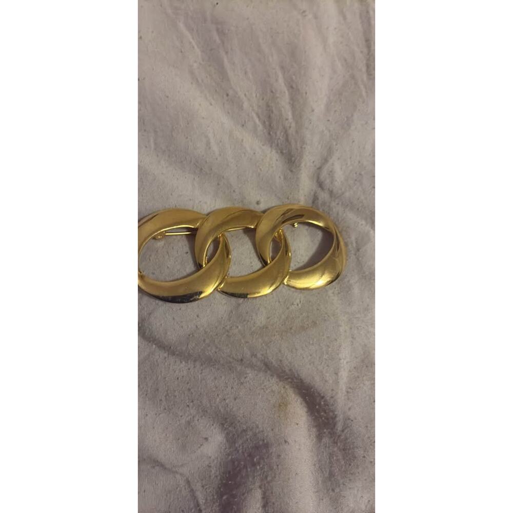 VINTAGE Gold Tone Interlocking Triple Link Bar BROOCH / Pin
Item#88